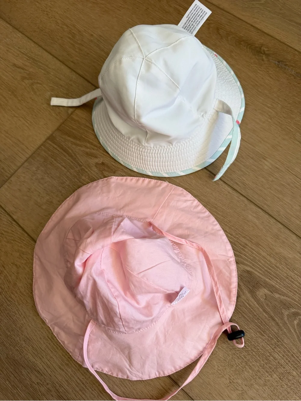 Baby sun hats - Pink Cotton Bow & Strawberry